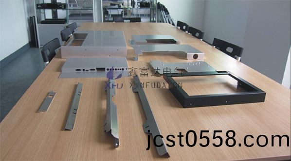 【鑫富(fu)達(da)電(dian)氣】小(xiao)編帶(dai)妳(ni)了(le)解(jie)鈑金(jin)加工(gong)工藝流程~