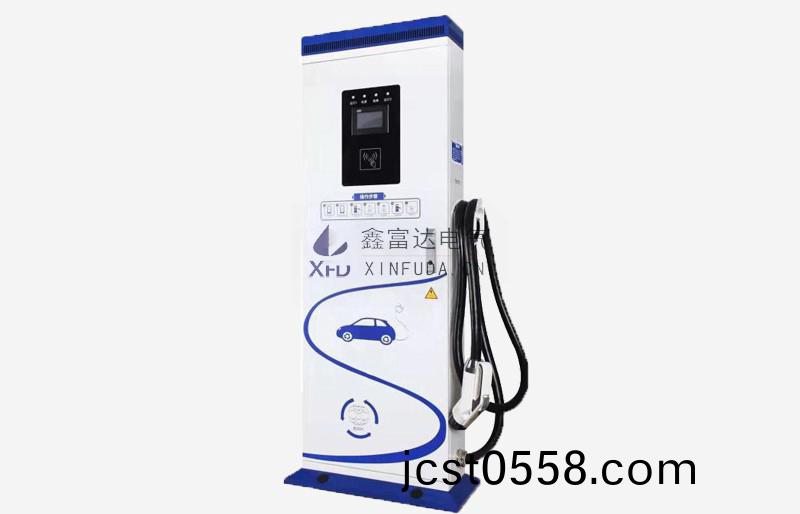 30KW落(luo)地(di)式(shi)直(zhi)流充電樁(zhuang)